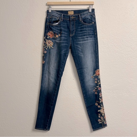 DRIFTWOOD Denim - Driftwood Floral Embroidered Jackie Denim Jeans, Size 27